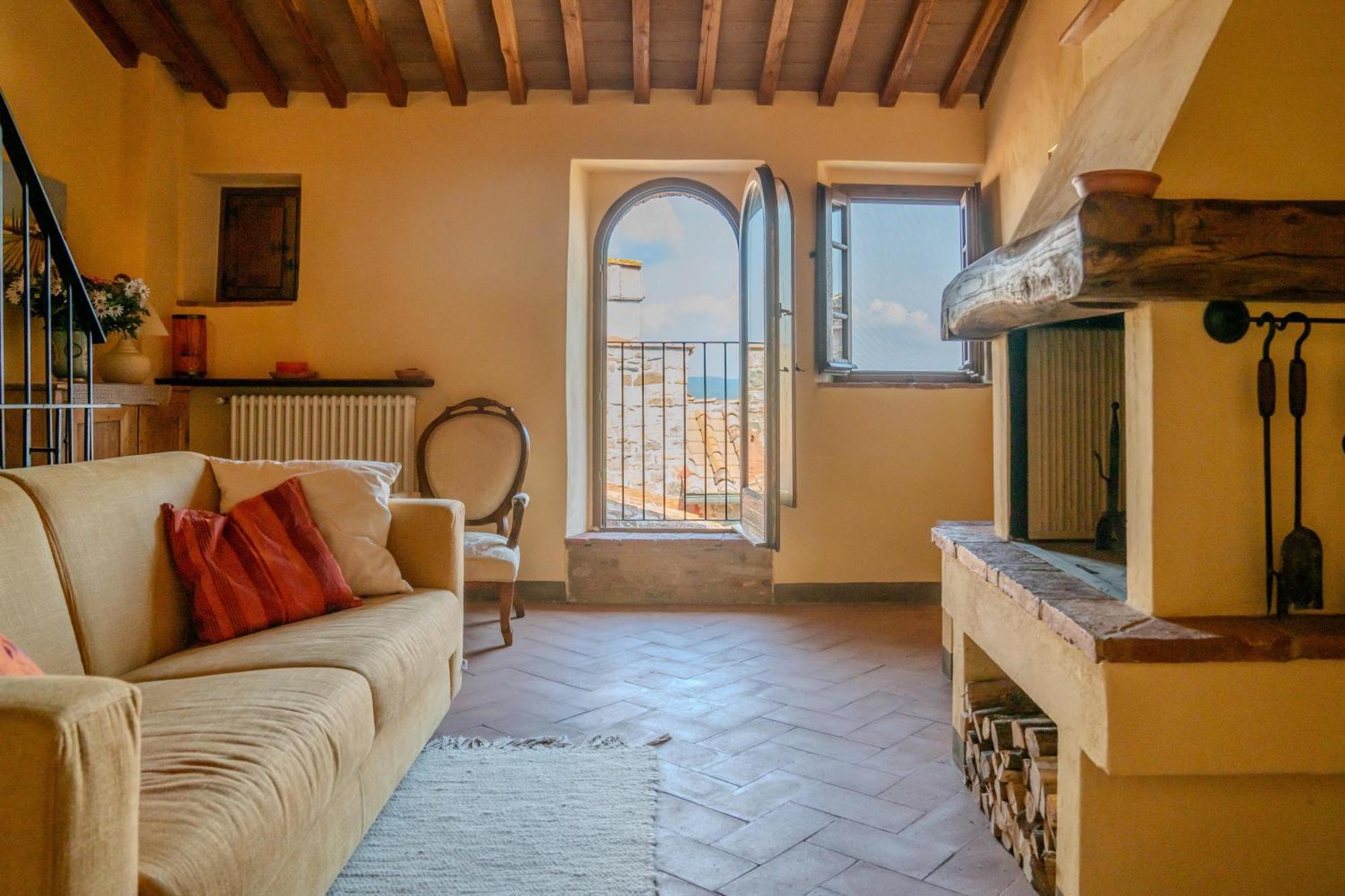 Borgo Cerbaiola * Montecastelli Pisano
