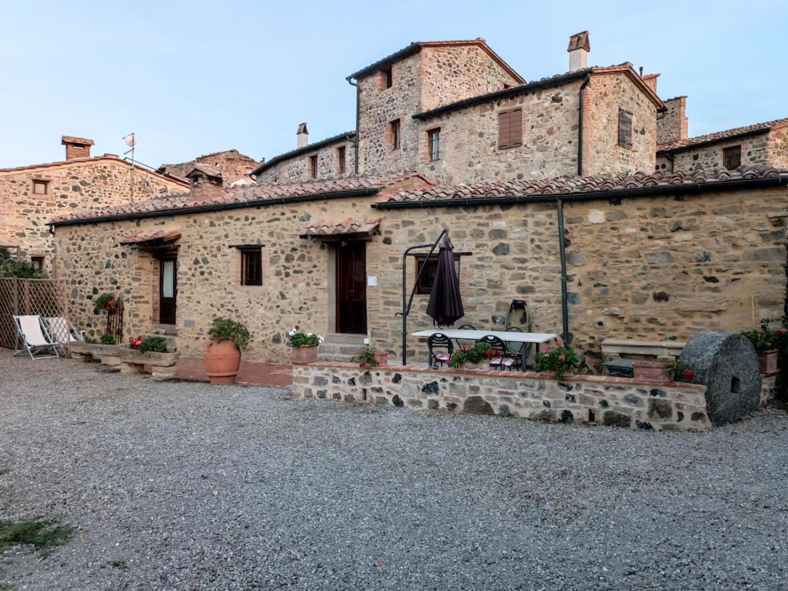 Country house Borgo Cerbaiola *
